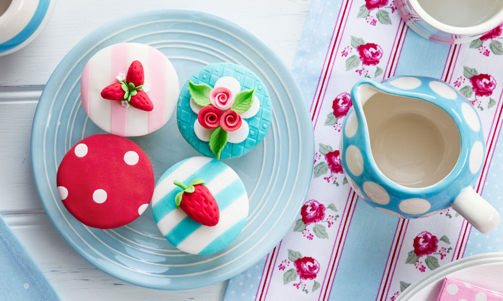 How to Throw an Angel-Adoree Inspired Vintage Tea Party