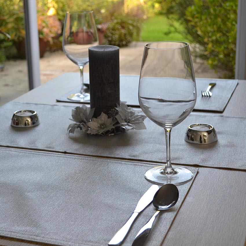 Silver Placemat and runner 1