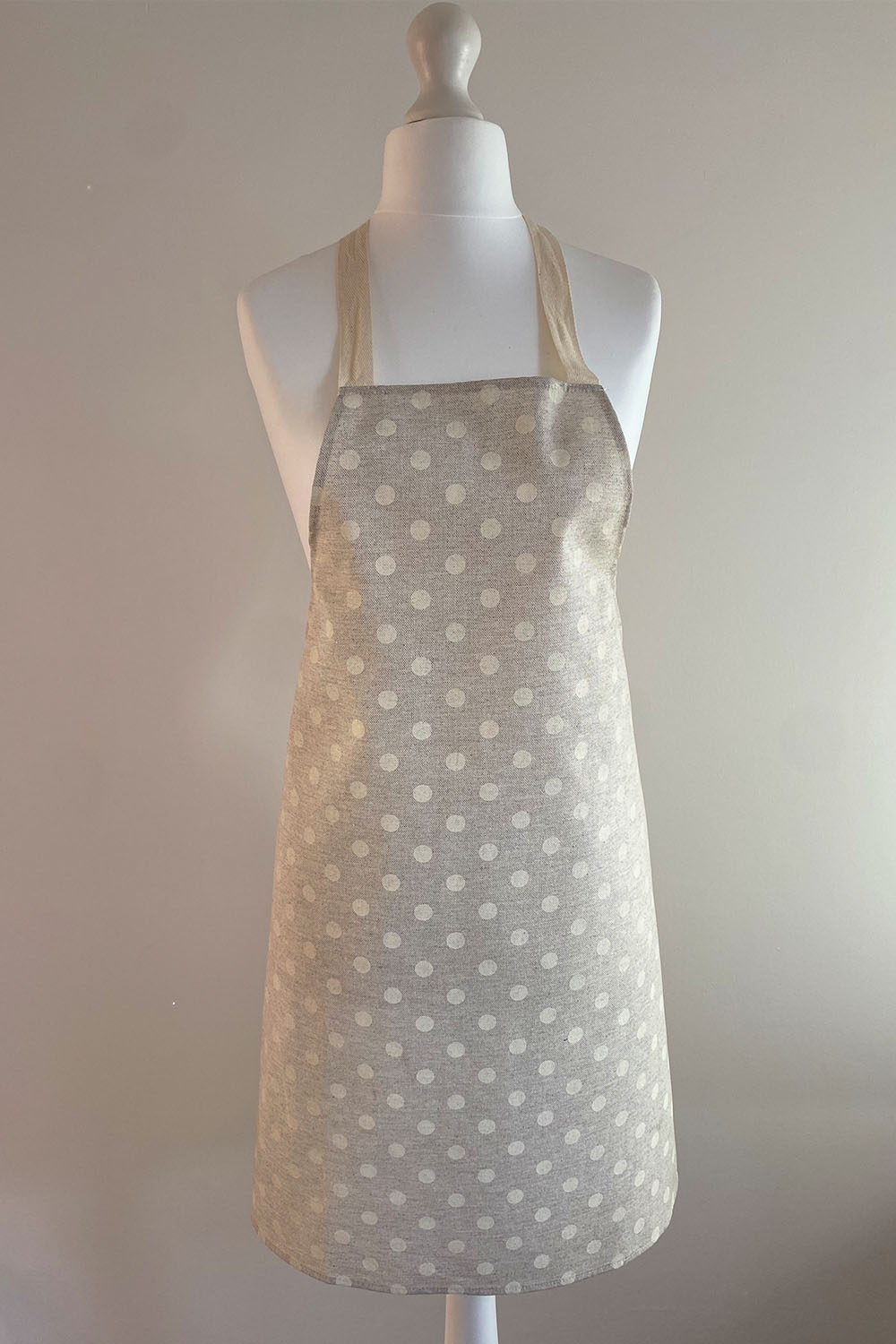 Polka Apron Front